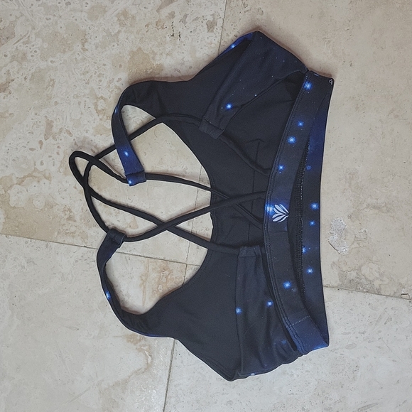 Forever21 medium sky sports bra - Picture 2 of 3